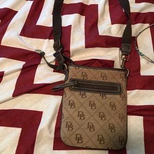 Dooney & Bourke crossbody bag